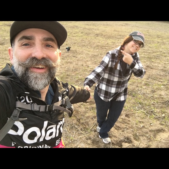 Meet your Poshers, Linda & Dan - Picture 2 of 9